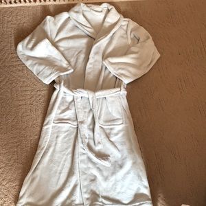 Men’s or women’s plush bathrobe